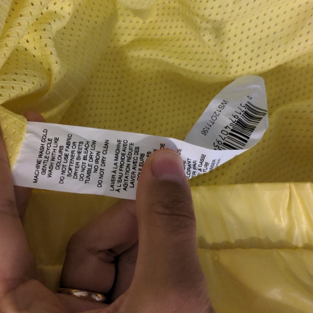 Yellow rain jacket - Picture 4 of 7